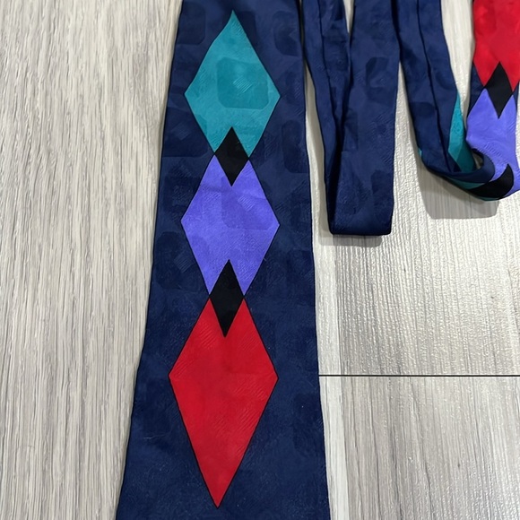 Halston Heritage Red Green Purple Tie Diamond Geo Pattern Navy Blue Career Wear - Picture 7 of 8